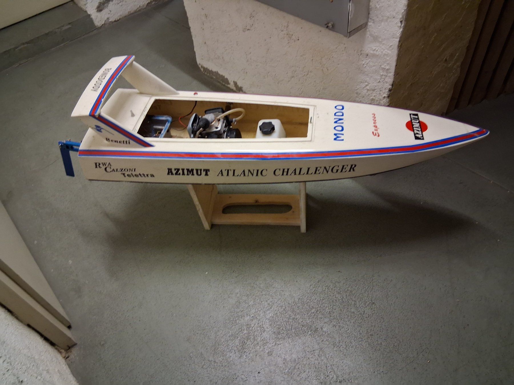 Modellismo RC: Atlantik Azimut Motor springt gut an – Usato da Basel venduto da Aletschhorn 3