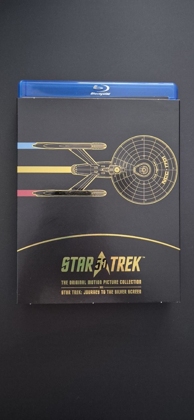 Tutti i DVDs: Star Trek 50th Anniversary Limited Edition Blu-Ray – Nuovo (secondo la descrizione) da Schwerzenbach venduto da Jamacy 4