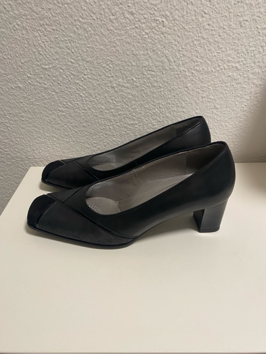 Ara Damenschuhe: Pumps schwarz – Gebraucht aus Horw von shellylu 1