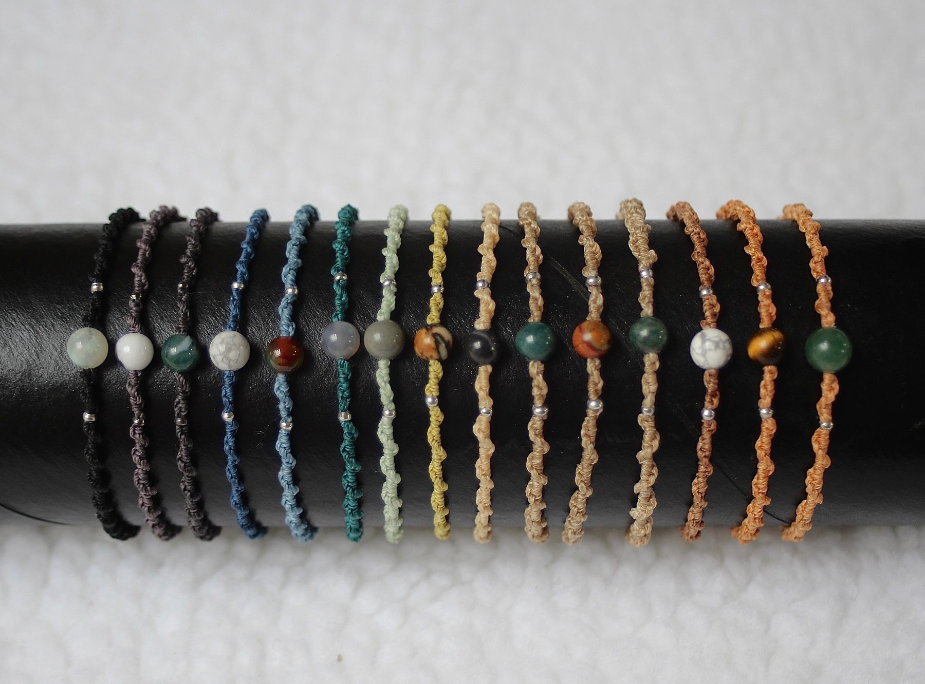 Bracciali & Braccialetti: velora - Makramee Armband - Personalisierbar – Nuovo (secondo la descrizione) da Heerbrugg venduto da R.St27 4