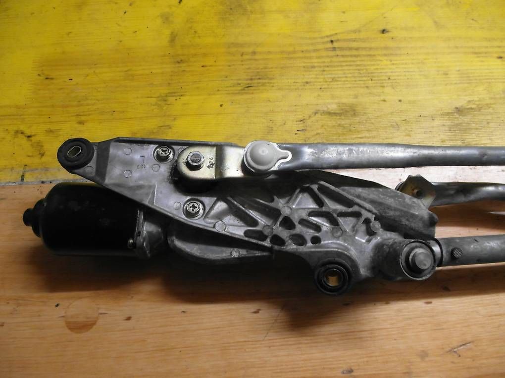 Alle Autoersatzteile: Scheibenwischerantrieb – Gebraucht aus Biberen von Hup47 3