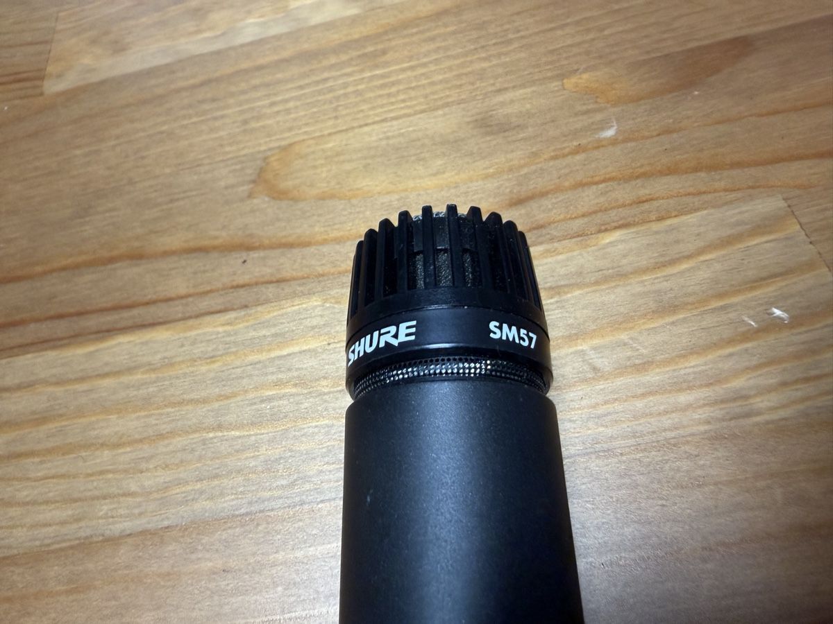 Shure Mikrofone: SHURE SM57 Mikrofon  – Defekt aus Brienz BE von soto718 3