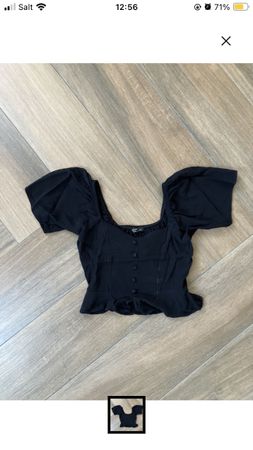 Haut noir manches courtes taille S neuf