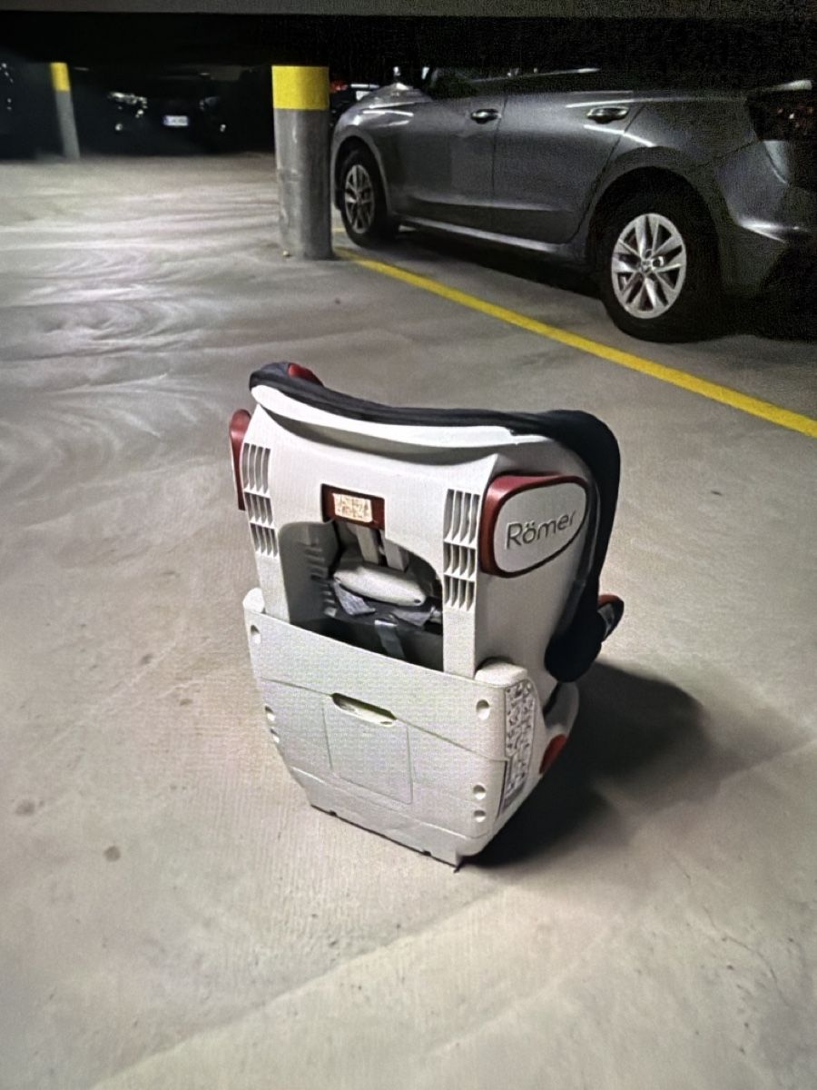 Britax Römer Seggiolini per auto: Römer Kindersitz top Zustand – Nuovo (secondo la descrizione) da Zuchwil venduto da dar_py9z 3