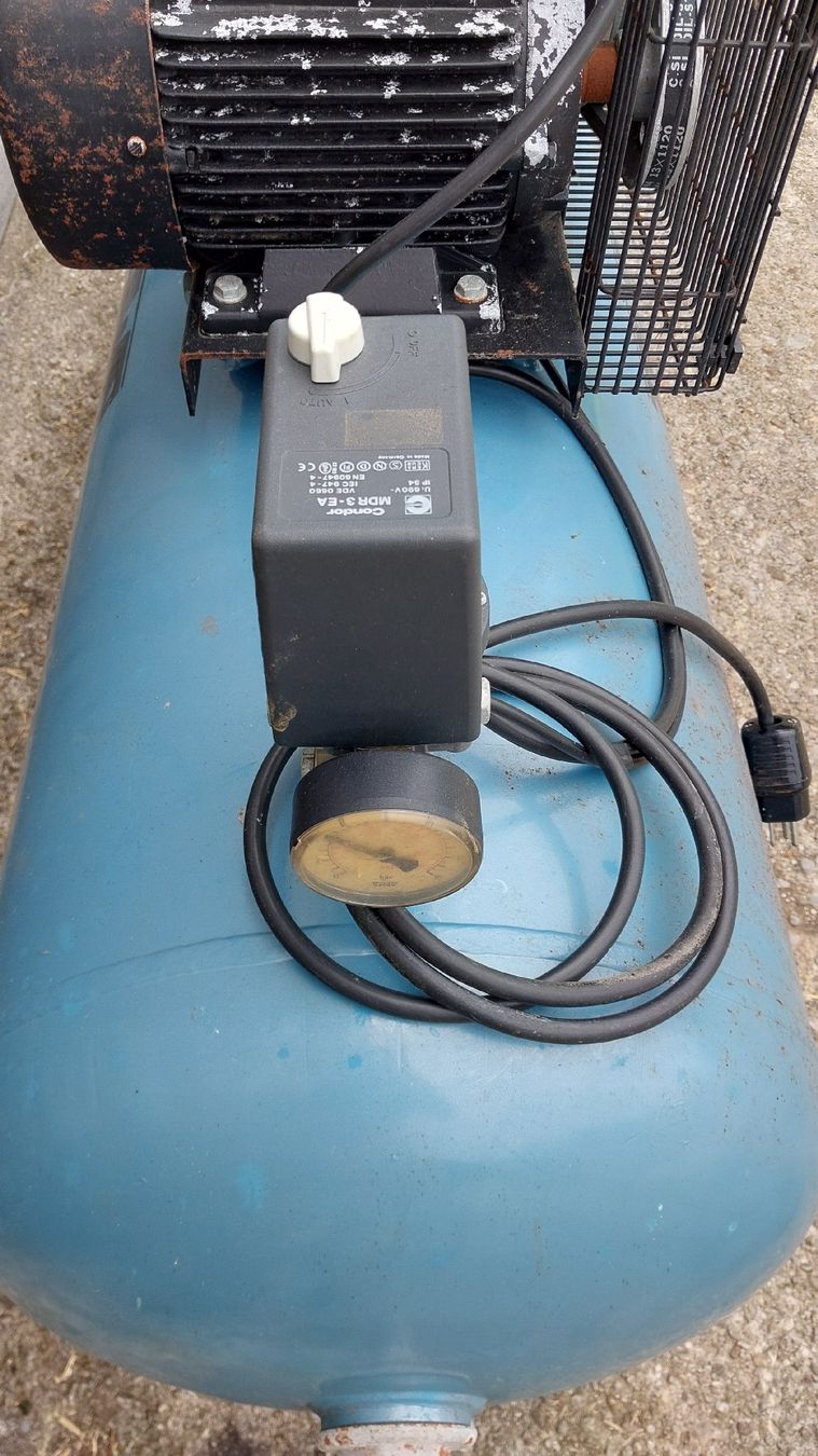 Compressori: Druckluft Kompressor Arwin 200lt Tank – Usato da Bauma venduto da molpli 4