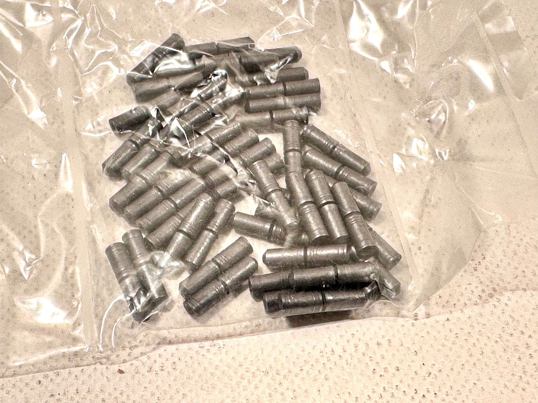 Shimano Pezzi di ricambio: SHIMANO CHAIN PIN 7/8 speed NOS – Nuovo e nell'imballaggio originale da Luzern venduto da bikeandbeltcom 2