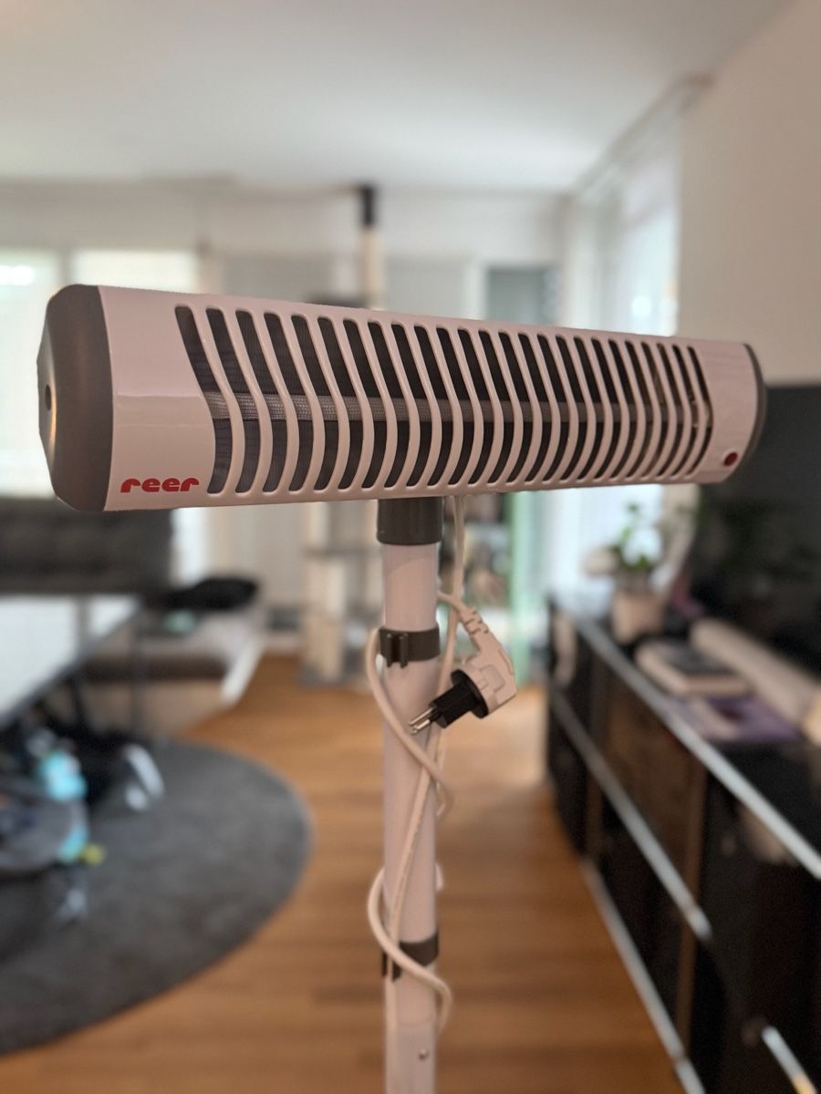 Reer Radiatori: Wickeltisch-Heizstrahler EasyHeat Flex – Usato da Andelfingen venduto da maisens