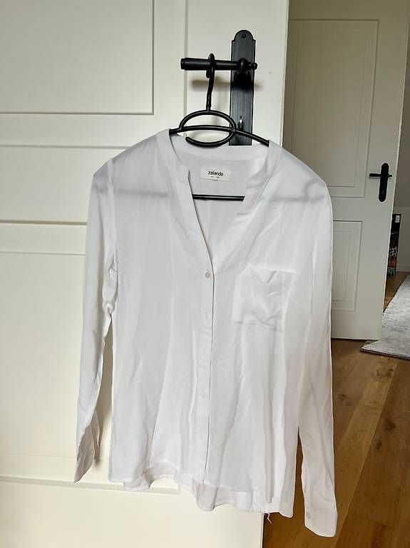Blusen: Zalando Blouse – Gebraucht aus Zürich von apple-pie12