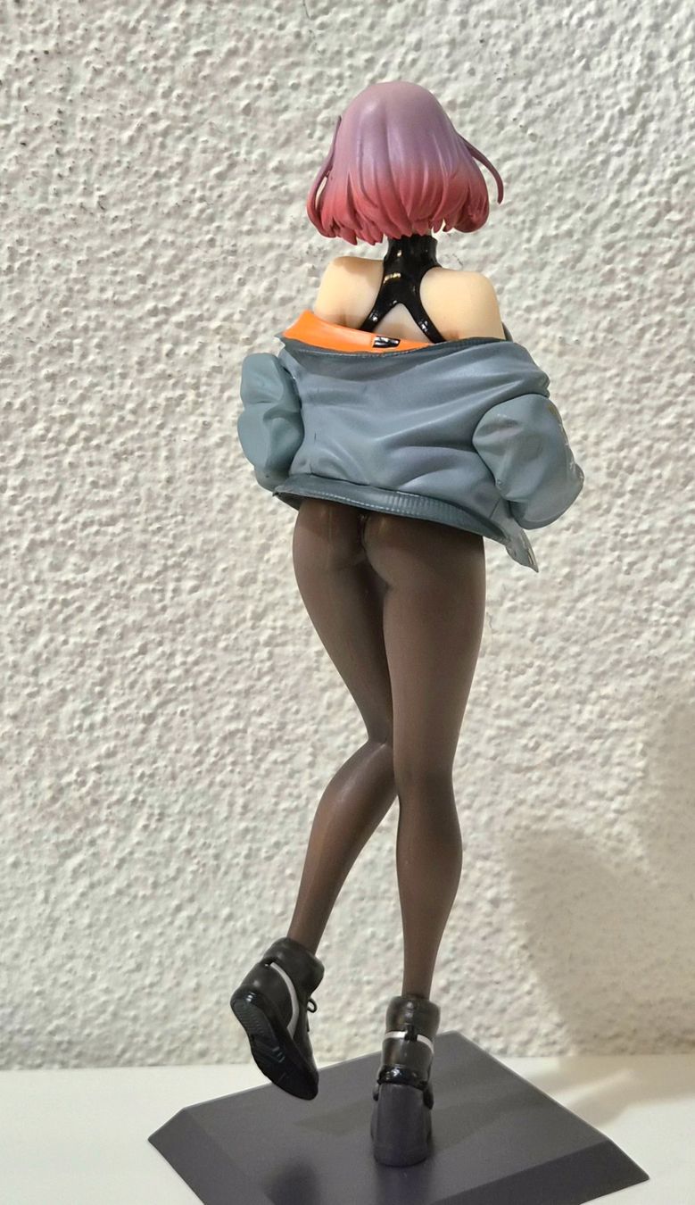 Figurines: Anime-Figur: Modischer Charakter – D'occasion à Zürich par New_username 4