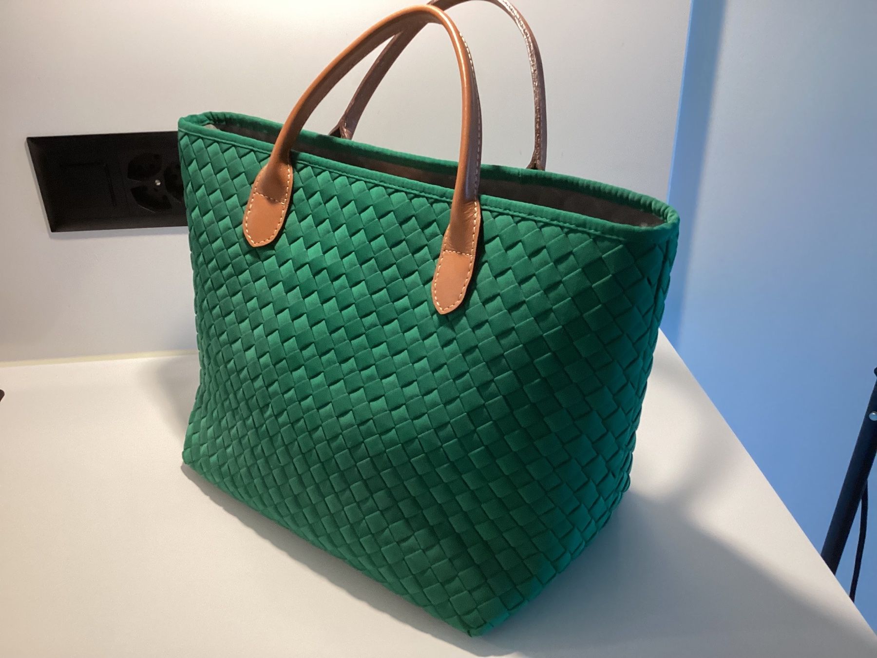 Taschen für Damen: Handtasche grün – Neu und originalverpackt aus kloten von sabitaurskahomestyli 1