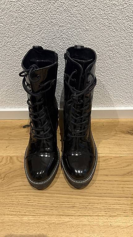 Damenschuhe: Stiefelette Schwarz – Neu und originalverpackt aus Frauenfeld von Rebecca.97 2