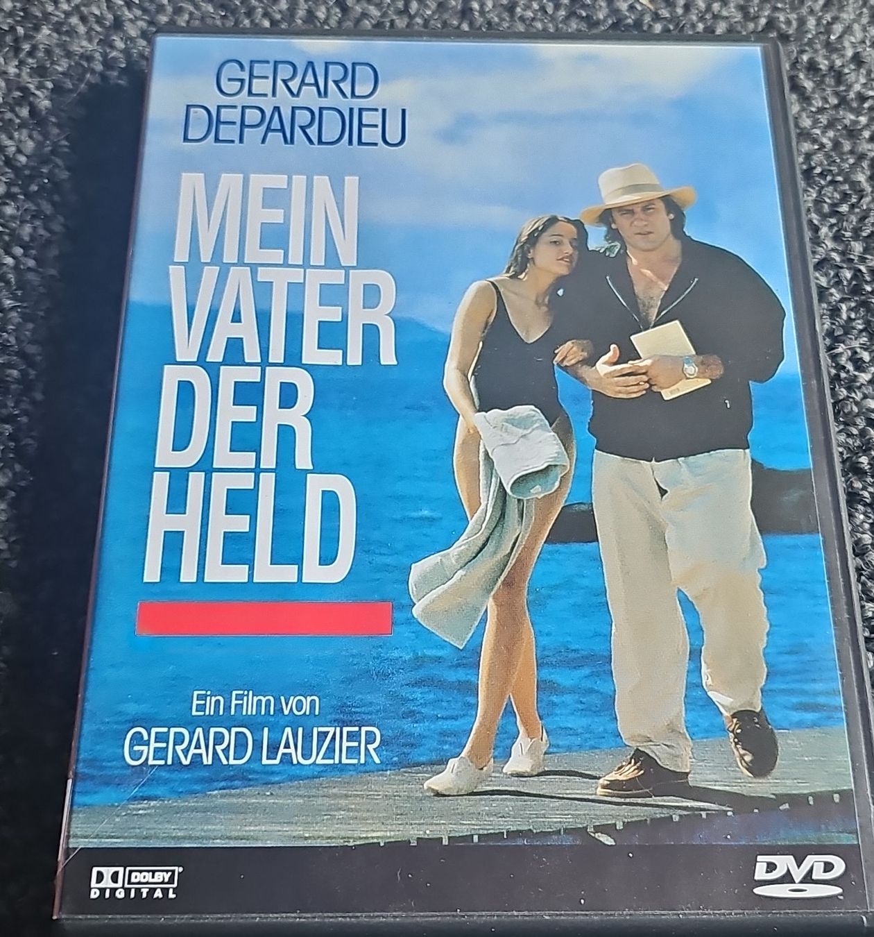 Tutti i DVDs: DVD Mein Vater der Held (22213) – Usato da Ruswil venduto da jan_bxl5