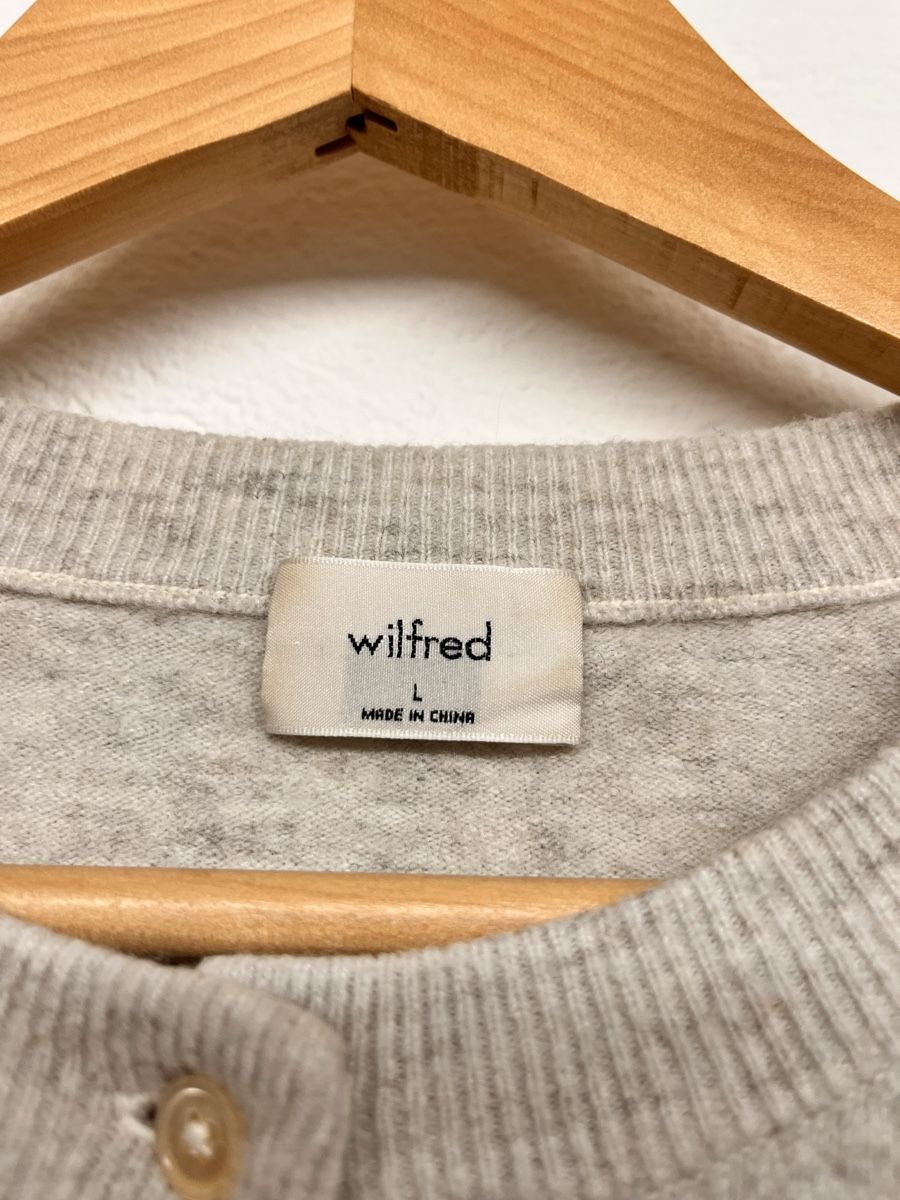 Pullover & Sweatshirts: Wilfred Grey Wool blend Cardigan, Size L – Gebraucht aus Lausanne von Danash 3