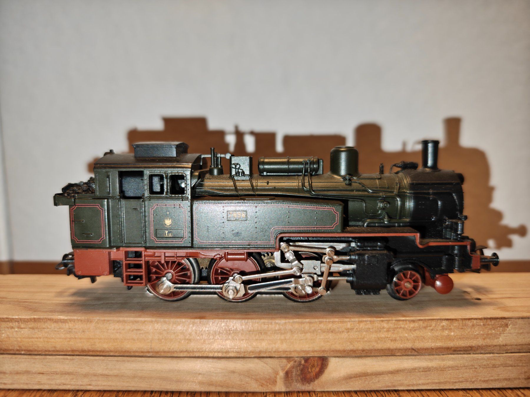 Märklin Modelleisenbahnen: Märklin 3013, T12, digital – Defekt aus Bern von JGBahn