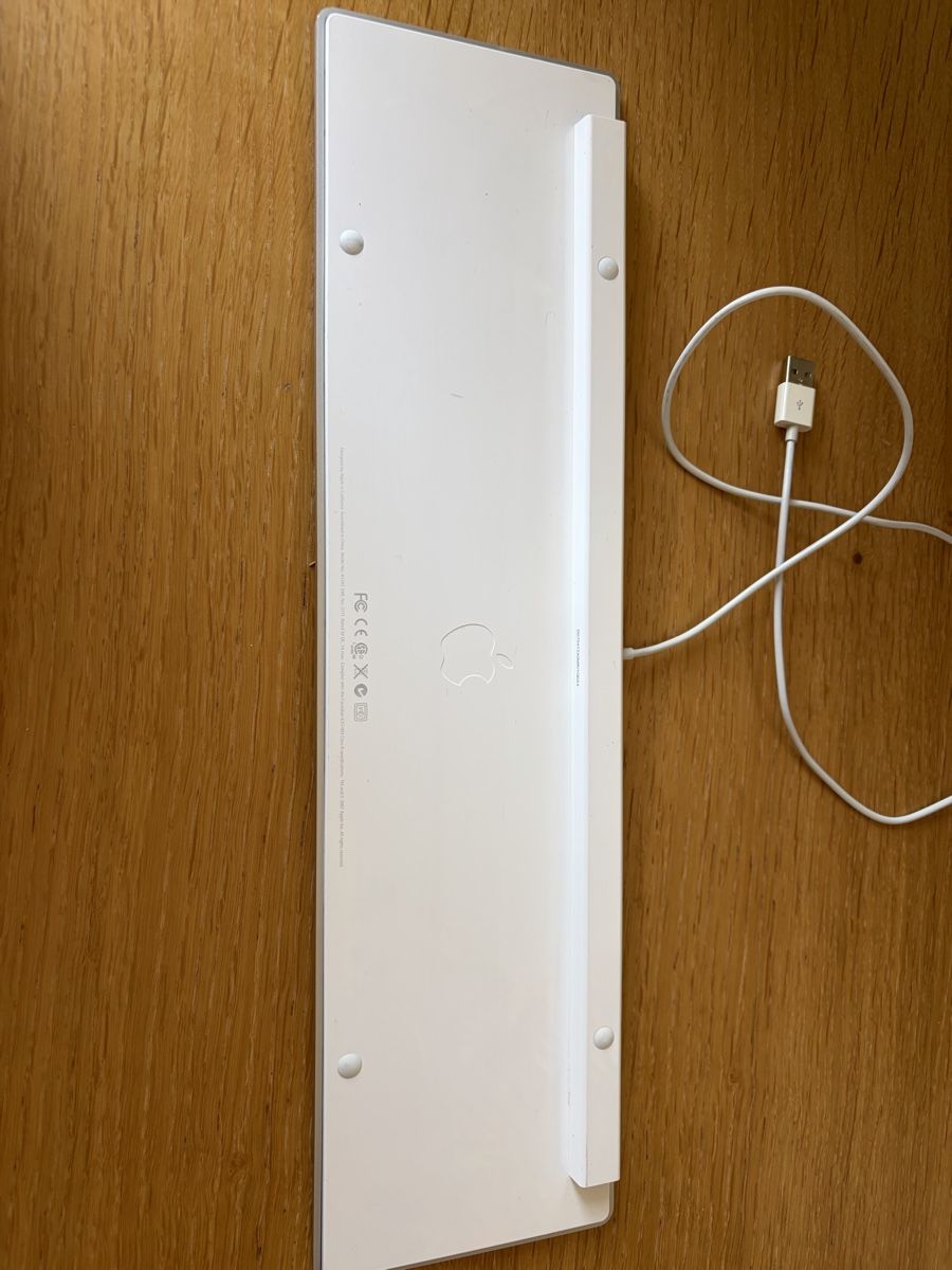Apple Tastaturen: Apple Magic Keyboard with Numeric Keypad – Gebraucht aus Zürich von Abu95 5