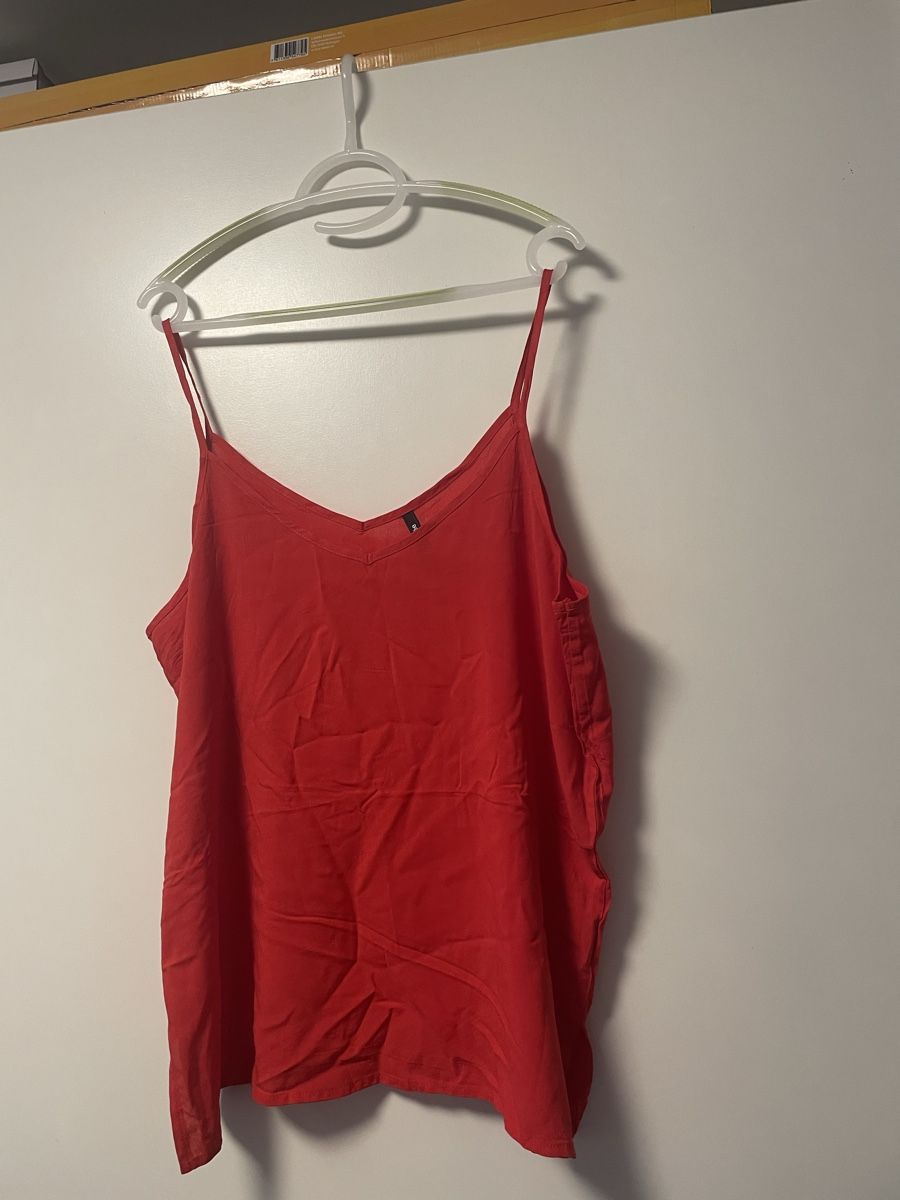 Tops: Top – Neu (gemäss Beschreibung) aus Gossau ZH von Lavinia07