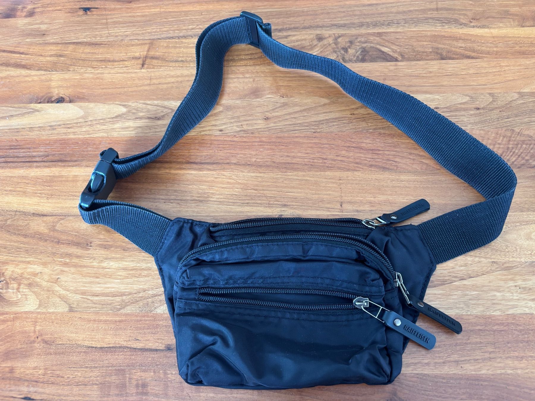 Borse: Kleine Bauchtasche - Platzwunder – Usato da Balsthal venduto da Uroby