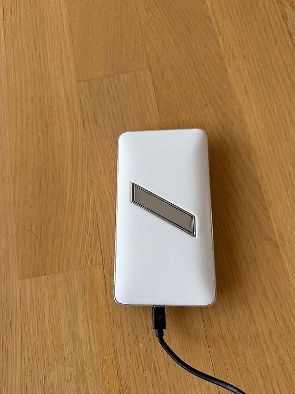 Casse acustiche: Harman Kardon Lautsprecher mit Netzkabel – Usato da Hinwil venduto da mar_7dnn 4