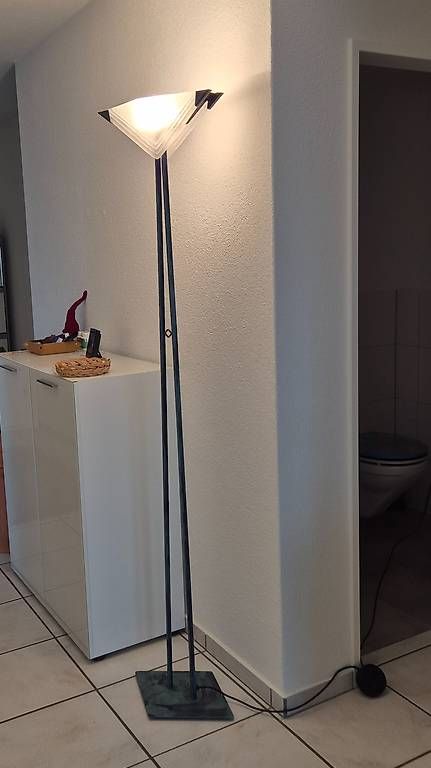 Lampes: Stehlampe, Dimmbar, zu jedem Wohnstil – D'occasion à Illnau par Lica8308