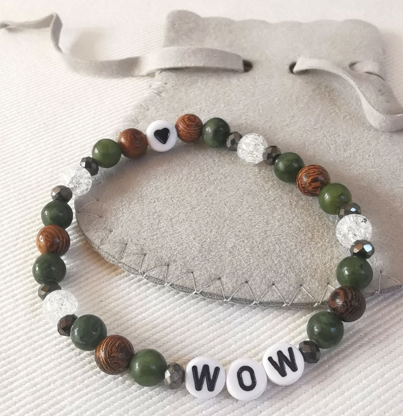 Bracciali & Braccialetti: Armband 'Mom' oder 'Wow' – Nuovo (secondo la descrizione) da Obergerlafingen venduto da Sigus 1