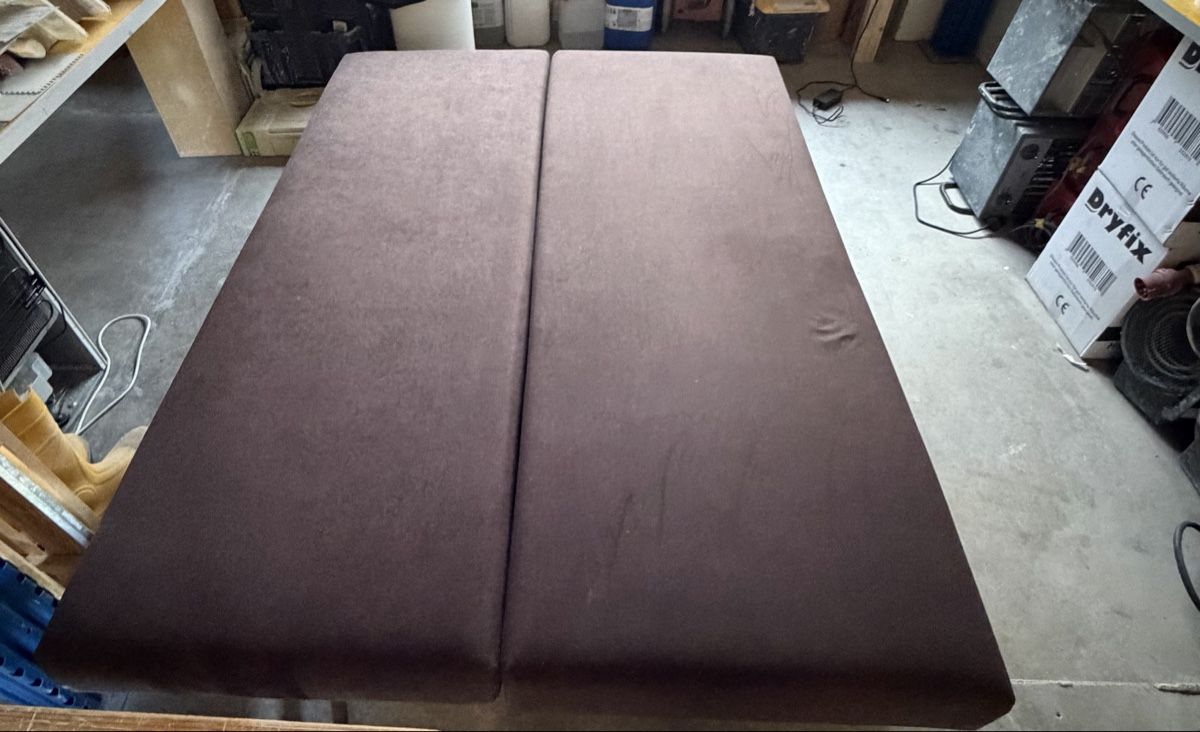 Sofas: Divano marrone con contenitori da letto – D'occasion à Dällikon par Ombranera 1