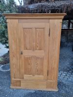 schöner, alter Schrank, Tanne in Topzustand