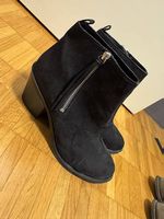 Schwarze  Stiefeletten mit Reissverschluss