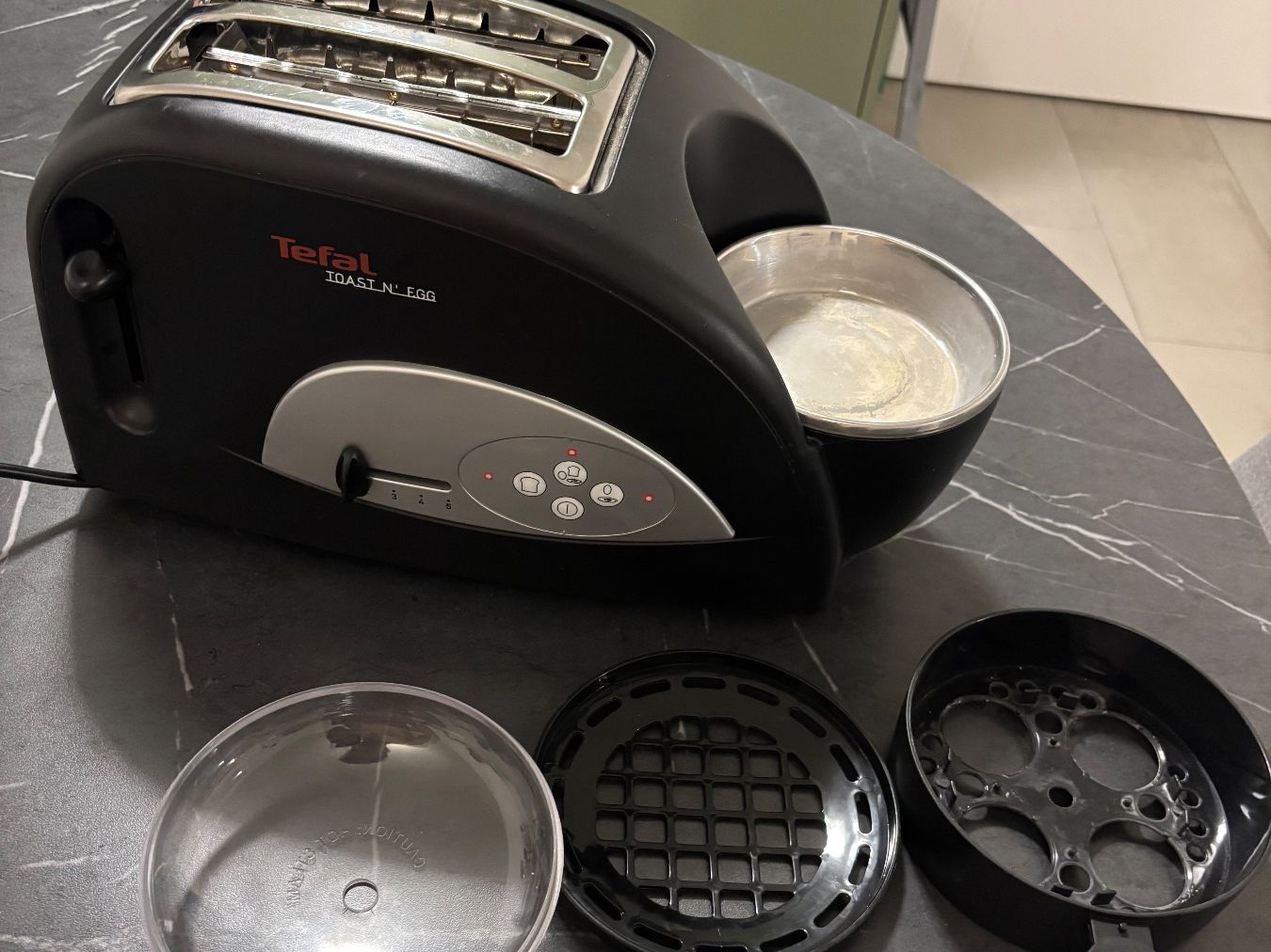 Komplettküchen: Tefal Toast n' Egg – Gebraucht aus Galmiz von pt_renato93 3