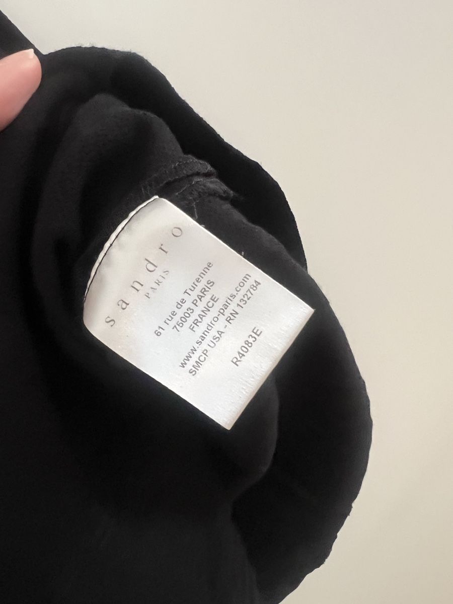 Sandro Robes: sandro Kleid mit Spitze – Neuf (Voir description) à Zürich par Honeybee7 2
