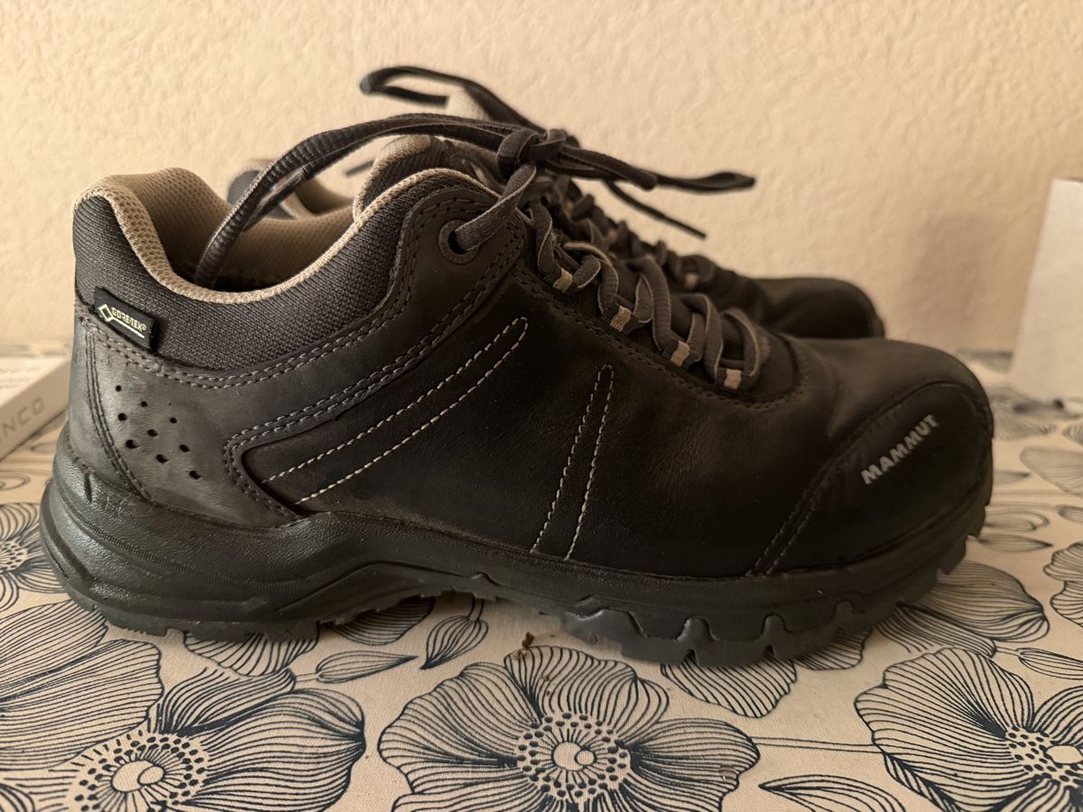 Mammut Scarpe da donna: Chaussures de marche Mammut goretex – Usato da Savagnier venduto da Pivovar2