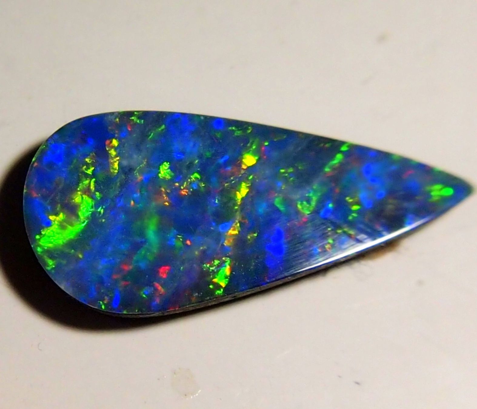 Pietre preziose: 5,78 CTS A GRADE STUNNING DOUPLETTE OPAL! AAA – Nuovo e nell'imballaggio originale da Reinach BL venduto da Marblue 6