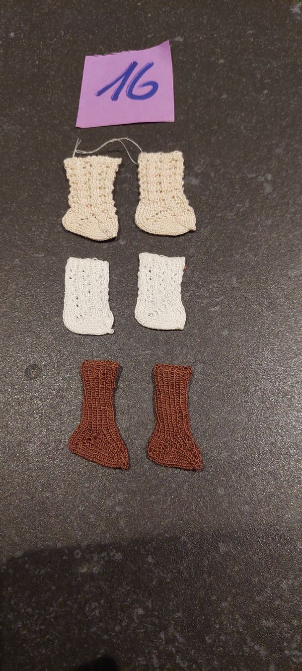 Puppen: 3Paar neue Puppensöckli – Neu (gemäss Beschreibung) aus Muri AG von nindo1 9