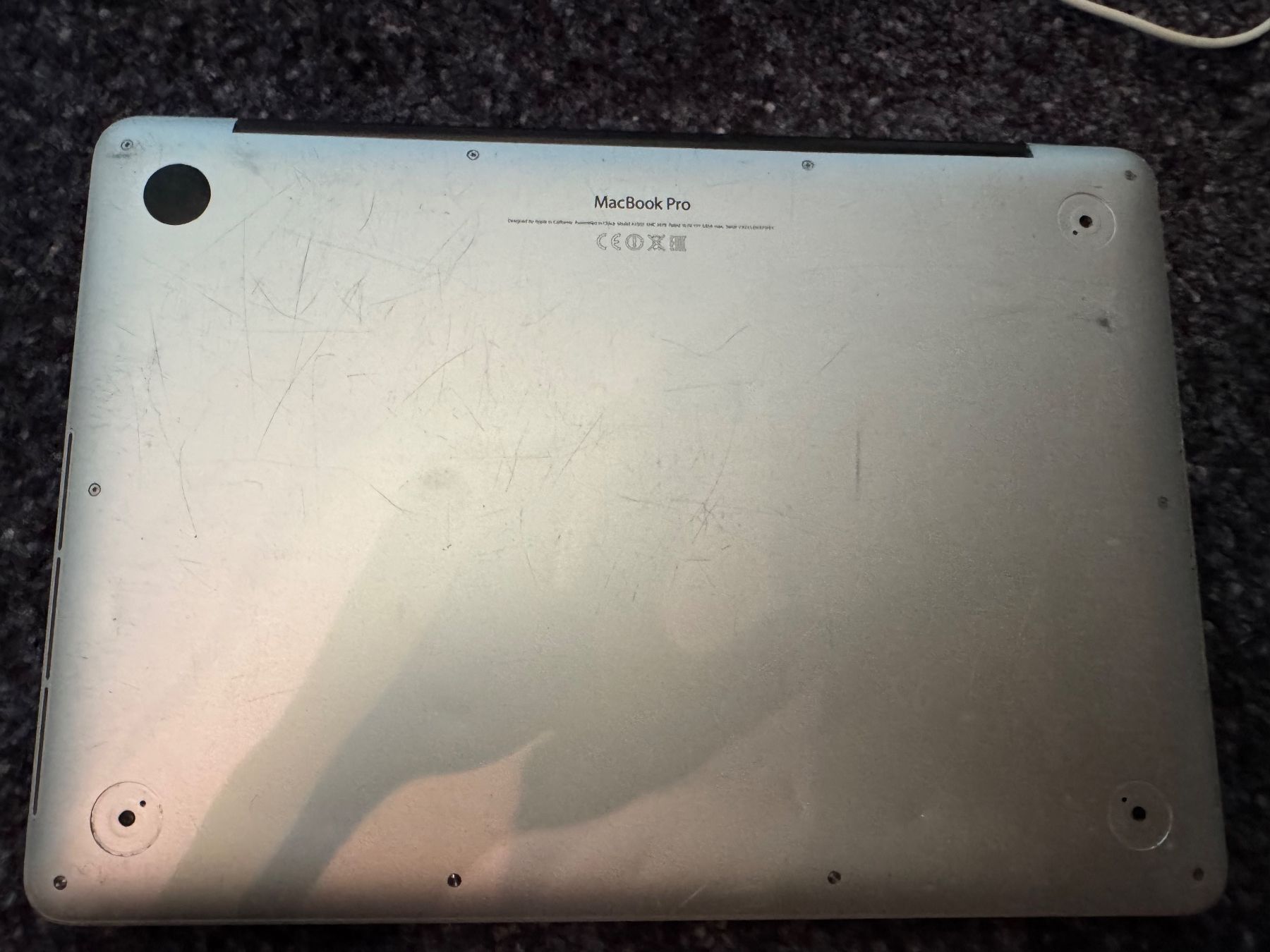 Apple Notebooks: MacBook Pro 13 – Defekt aus Adliswil von Busys 5
