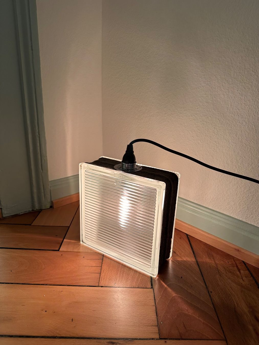 Lampade: Stiletto Design "Block 4" Tisch-/Wandleuchte – Usato da Basel venduto da Pulcinella34