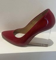 Scarpe con tacco trasparente 