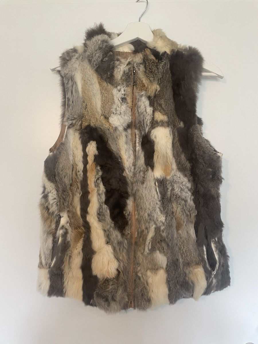 Cappotti: Luxurious Rabbit Fur Gilet – Usato da Roche VD venduto da closetcleanse