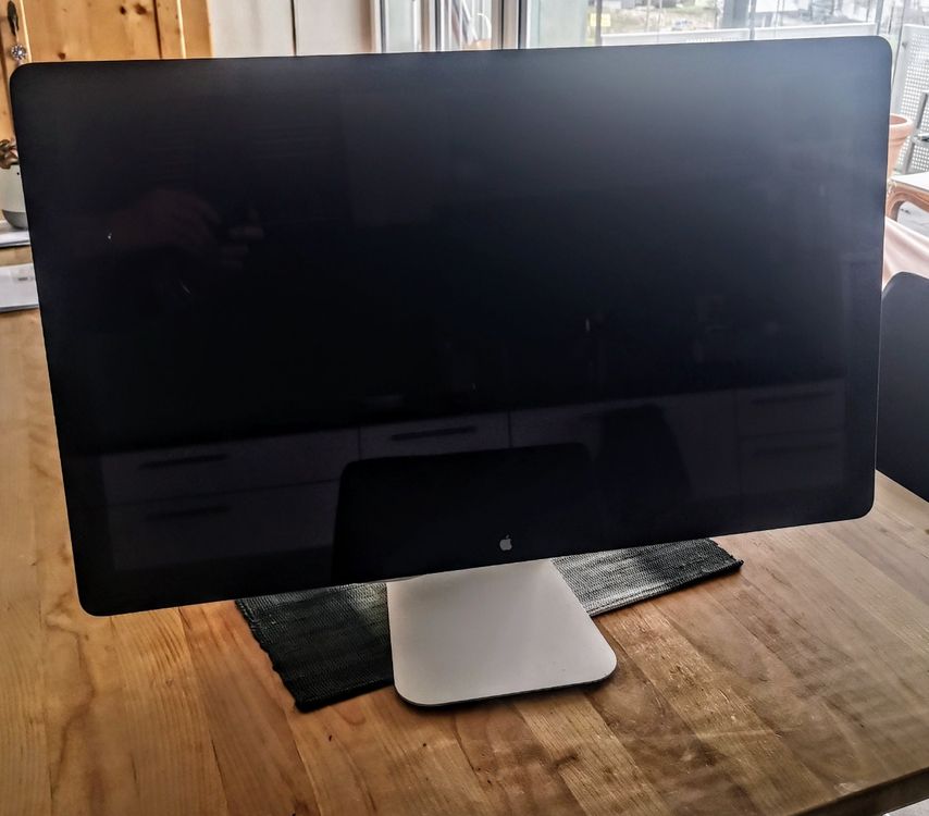 Apple Thunderbolt Monitor (Gebraucht) in Schwerzenbach für CHF 165 ...