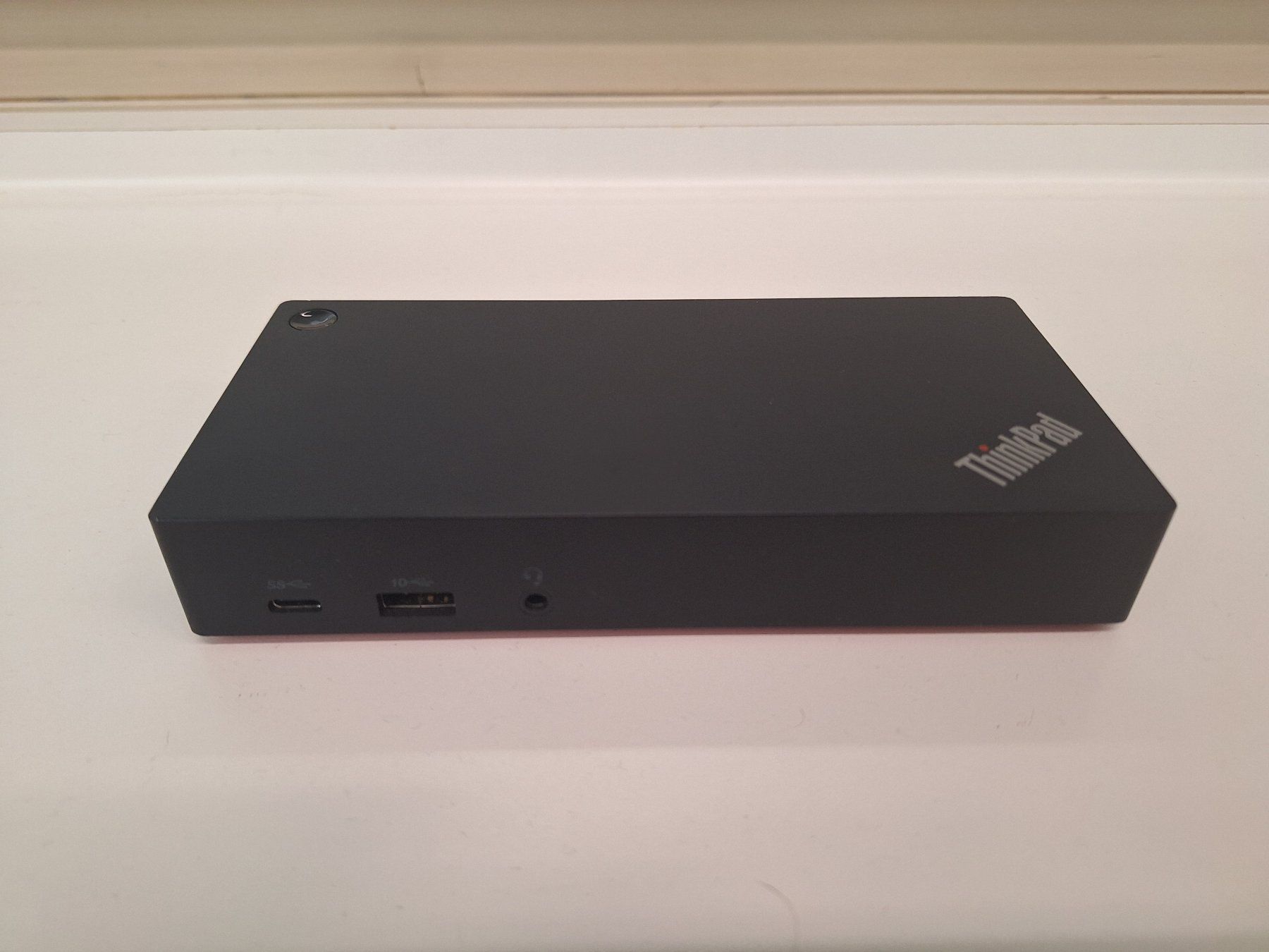 Lenovo Docking station: Lenovo Thinkpad USB-C Dock Gen2 (40AS) – Usato da Cham venduto da Phirents