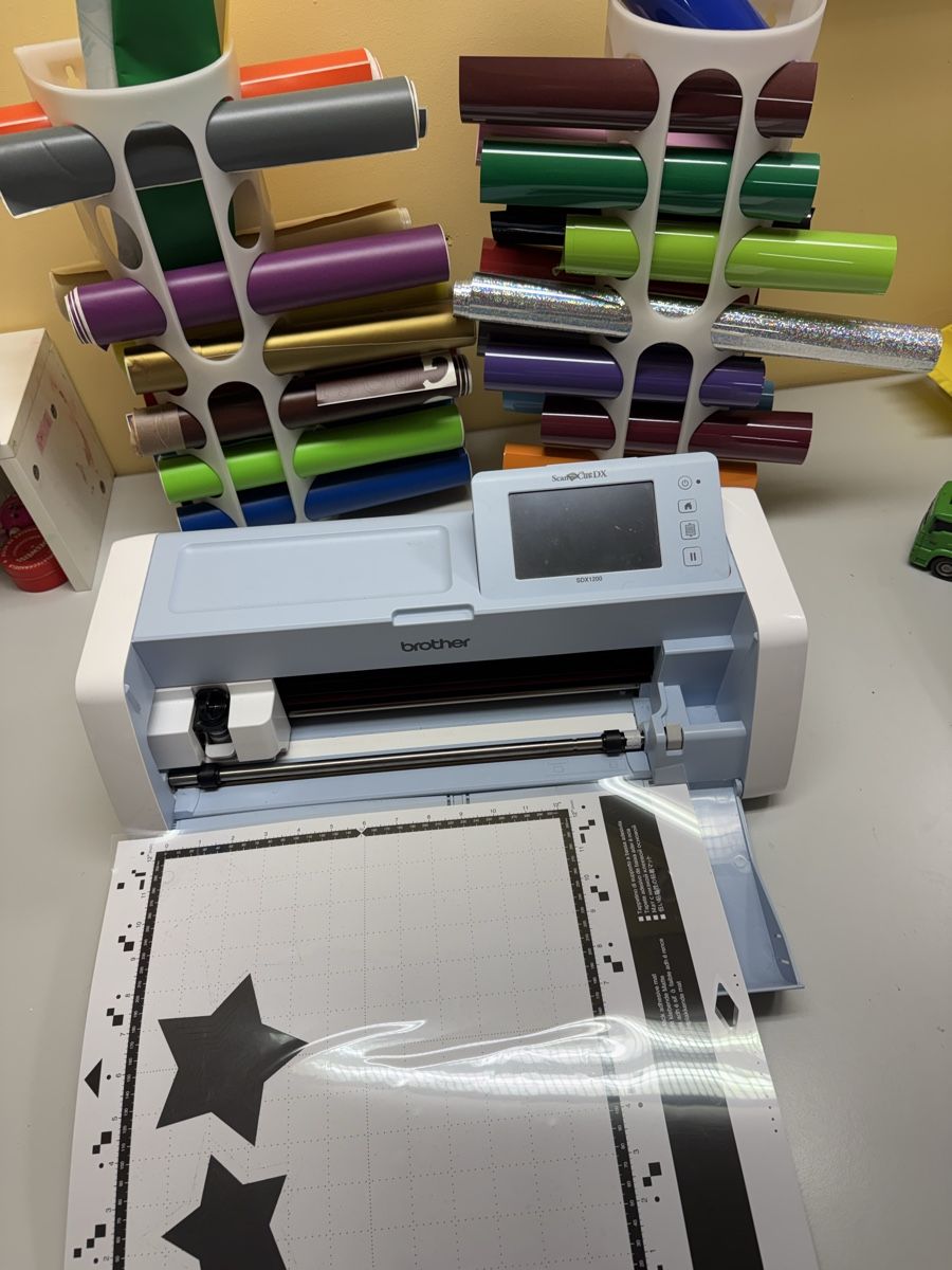 Tutte le macchine: Brother scan cutDX SDX1200 – Usato da Näfels venduto da sibylleli