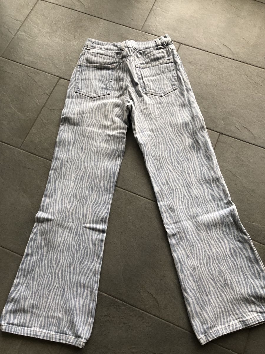 Lotti & Set di vestiti: Mädchenhosen 2 Stk. – Usato da Gwatt (Thun) venduto da pachdele 4