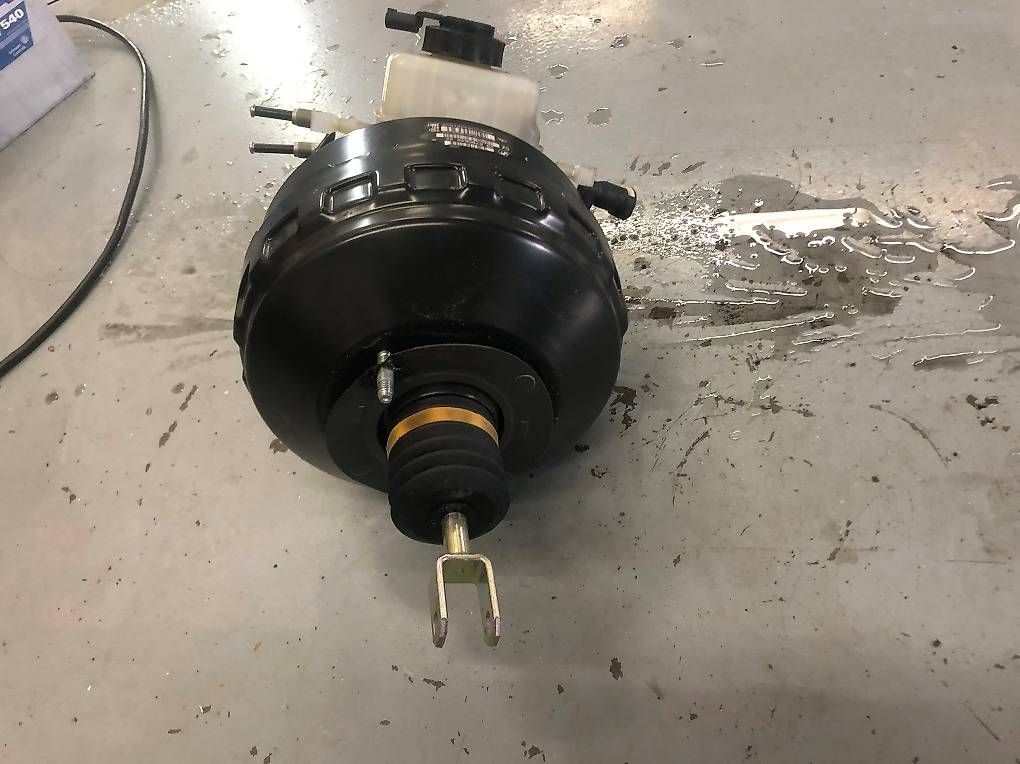 Tutti pezzi di ricambio auto: BMW 335xi E91/E90 Bremskraftverstärker – Usato da Horgen venduto da hurusuku51