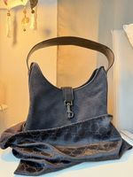 Elegant Authentic Gucci Shoulder Bag - Great Condition!