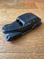 Dinky Toys Oldsmobile Six Sedan