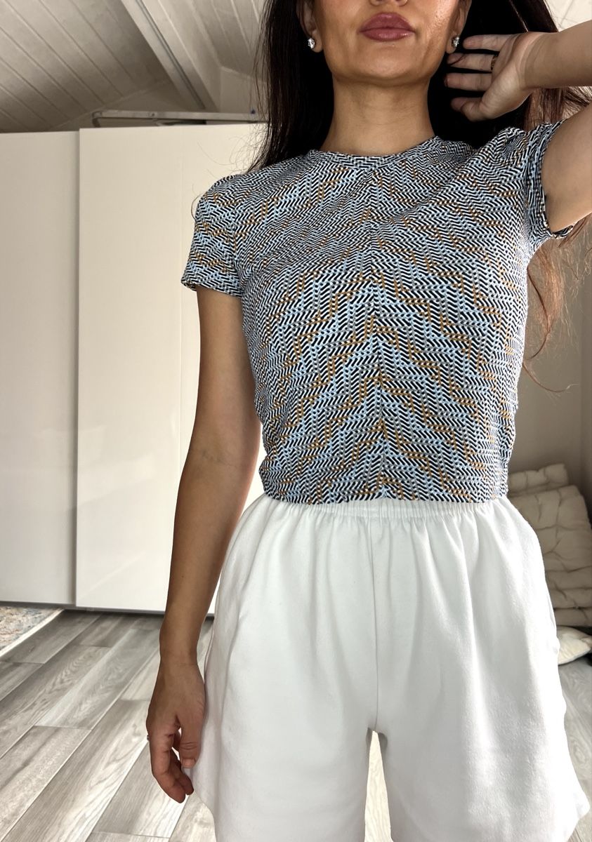 Zara Top: Zara Top, Patterned, size small - Like New! – Usato da Mendrisio venduto da gun_8gcm 2