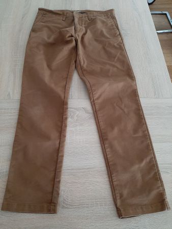 Herrenhose Carhartt WIP, Grösse 34 x 32 cm, mittelbraun