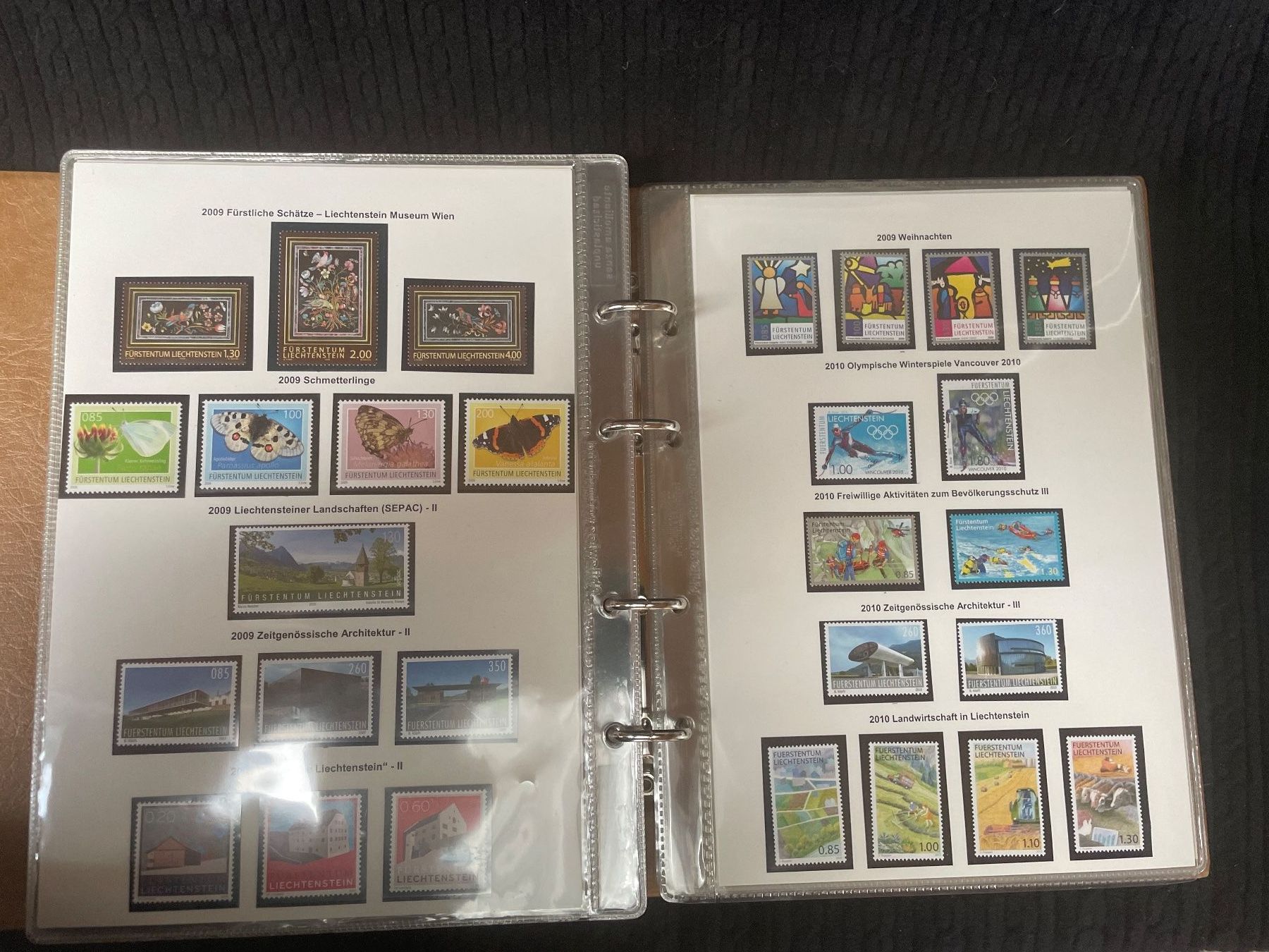 Tutti i francobolli: Liechtenstein Briefmarken Sammlung, komplett,1981- 2013 – Usato da Schüpfen venduto da Schuepfen45 2