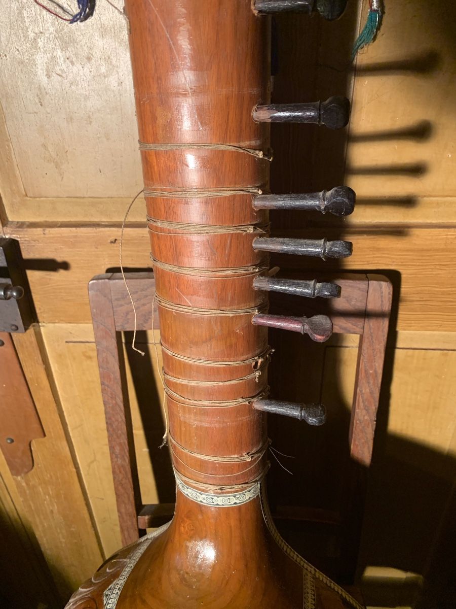 Strumenti musicali: Alte indische Sitar, defekt, – Usato da Dussnang venduto da pml253 4