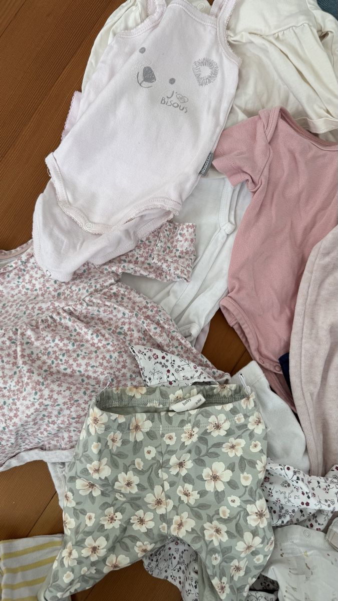 Lotti & Set di vestiti: Kleiderpaket Grösse 62 – Usato da Zürich venduto da Daniman 3