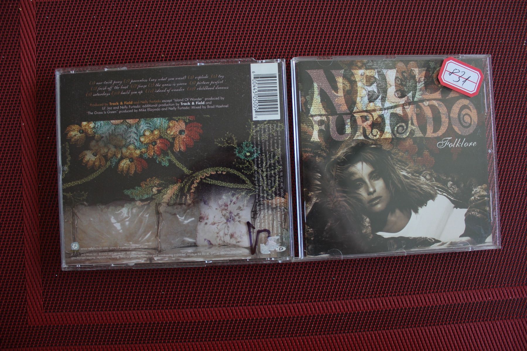CD: Folklore von Furtado,Nelly | CD | (831) – Usato da Geroldswil venduto da CD-Verkauf-2022