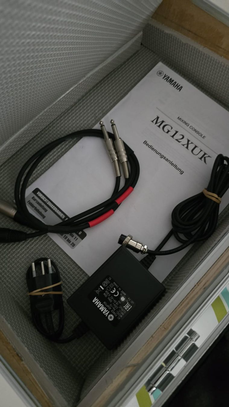 Yamaha Mischpulte: Yamaha MG 12 XUK – Gebraucht aus Niederlenz von Patriot 3